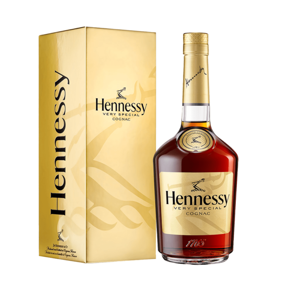 Hennessy_Holidays_2022-10302022 -min